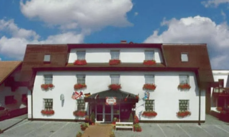 Hotel Pelikan contacts
